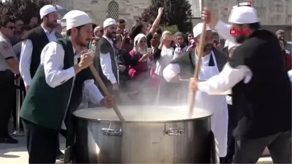 Konya mevlana dergahı'nda 94 yıl sonra aşure kazanları kaynadı