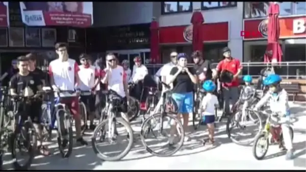 Nazilli'de bisiklet tutkunları kalp sağlığı için pedalladı