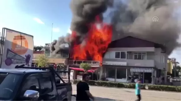 Fethiye'de iş yeri yangını