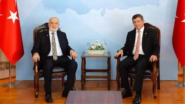 Temel Karamollaoğlu, Ahmet Davutoğlu ile bir araya geldi