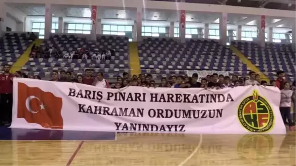 Amatör sporculara kupa ve madalyaları verildi