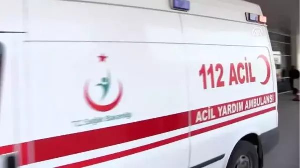 İki otomobil çarpıştı: 9 yaralı