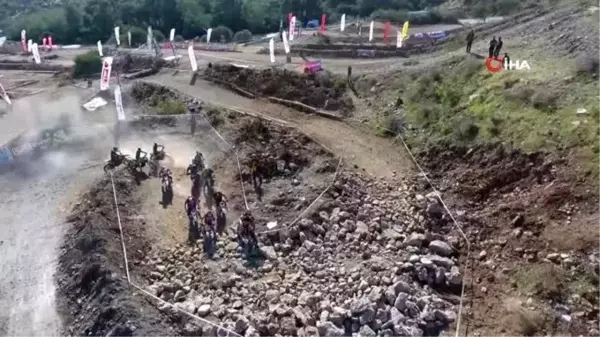 Türkiye Süper Enduro Şampiyonası asker selamıyla başladı