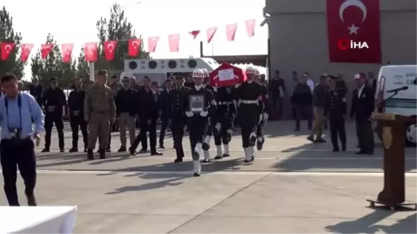 Barış Pınarı Harekatı şehidi memleketine uğurlandı