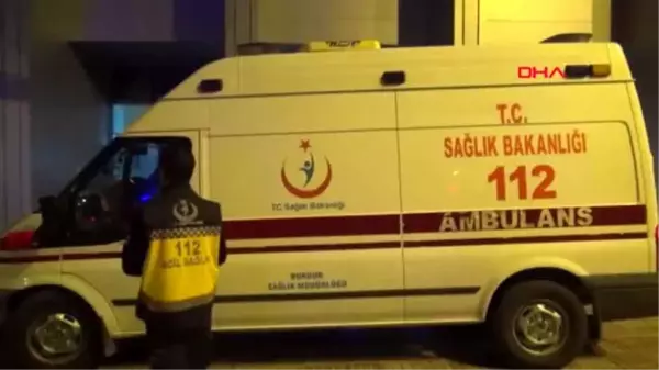 Burdur ambulans domuza, peşindeki otomobil de ambulansa çarptı: 3 yaralı