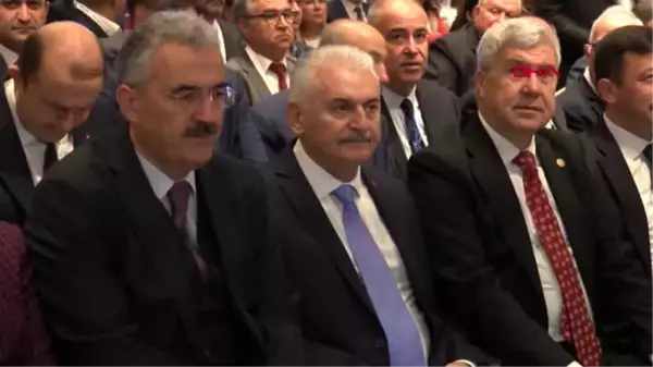 İzmir binali yıldırım, ege ekonomik forum'a katıldı