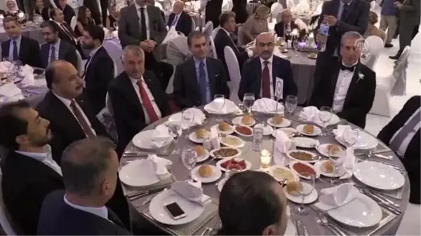 AK Parti Sözcüsü Çelik, nikah şahidi oldu