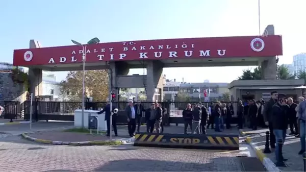 Pendik'teki silahlı saldırıda hayatını kaybedenlerin cenazesi Adli Tıp Kurumundan alındı