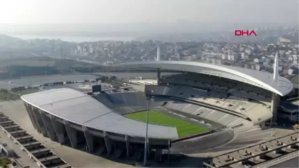 Atatürk olimpiyat stadyumu'nun çimleri değiştirildi