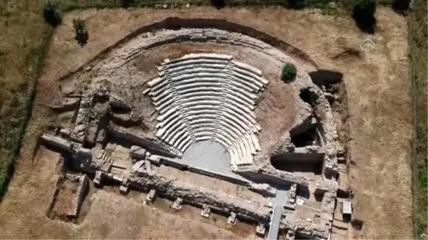 Parion Antik Kenti'nde 1800 yıllık 