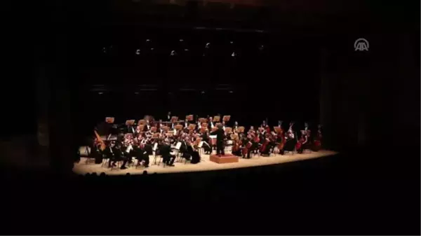 Çetin Işıközlü'nün 50. sanat yılı özel konserle kutlandı