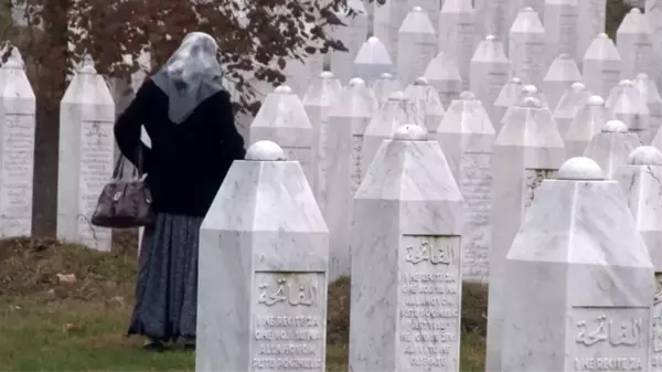 Srebrenitsa annesi: 