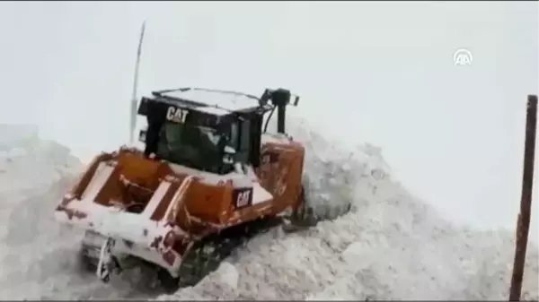 Kar yağışı hayatı olumsuz etkiledi