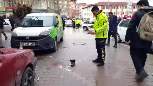 Kırıkkale kaza yerinden geçerken ölen kişinin eşi olduğunu öğrendi