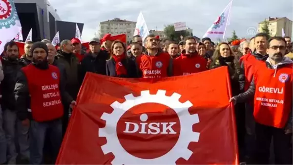 Metal işçileri Kocaeli'de miting düzenledi