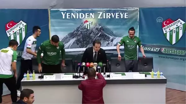 Bursaspor yeni transferlerine imza töreni düzenledi - BURSA