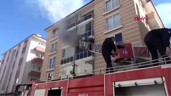 Muğla'da yangın paniği; yangın merdiveni kilitli çıktı