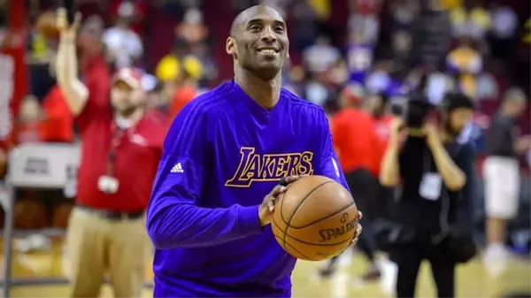 Kobe Bryant'ı taşıyan helikopterin sisli havada uçma ruhsatının olmadığı ortaya çıktı