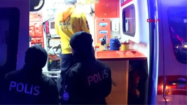 Maltepe'de zincirleme trafik kazası: 2'si polis 4 yaralı