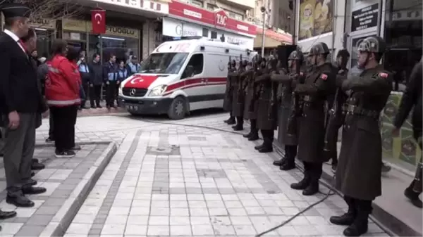 Şehit Uzman Çavuş Gökhan Orhan'ın naaşı toprağa verildi