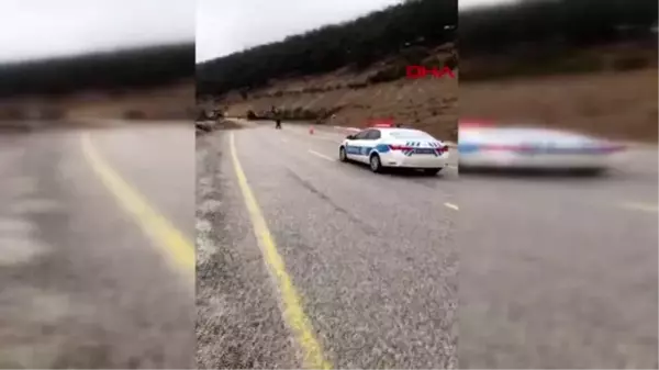 Mersin sertavul'da heyelan yolu kapattı