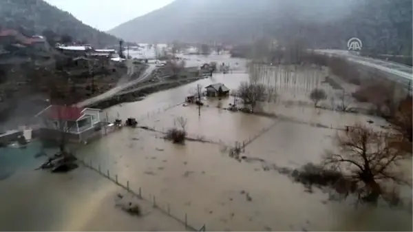 Yoğun kar ve sağanak hayatı olumsuz etkiledi - KONYA