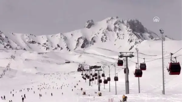 Hacılar Erciyes 10. Uluslararası Zirve Tırmanışı başladı