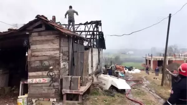 Müstakil evde çıkan yangında karı koca yaralandı