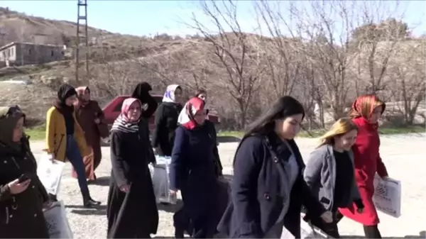 Adıyaman'da Sincikli depremzedelere yardım ulaştırıldı