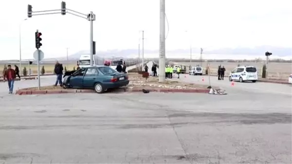 Trafik kazasında bebek öldü, 5 kişi yaralandı