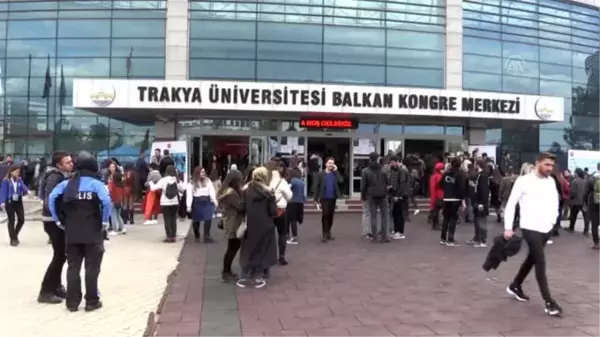 Trakya Kariyer Fuarı'na öğrenciler yoğun ilgi gösterdi