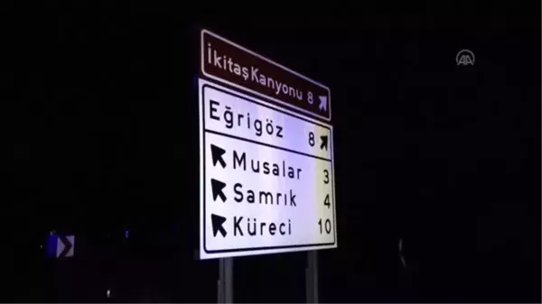 Köprüden dereye düşen otomobildeki kayınbaba ile gelini öldü