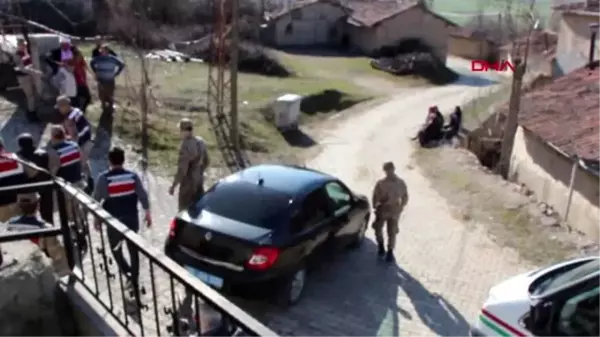 Amasya 8 yıldır aranan ahmet'i, babası baltayla öldürüp avluya gömmüş