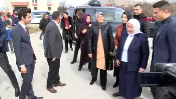 Malatya semiha yıldırım'dan malatya'daki depremzedelere ziyaret