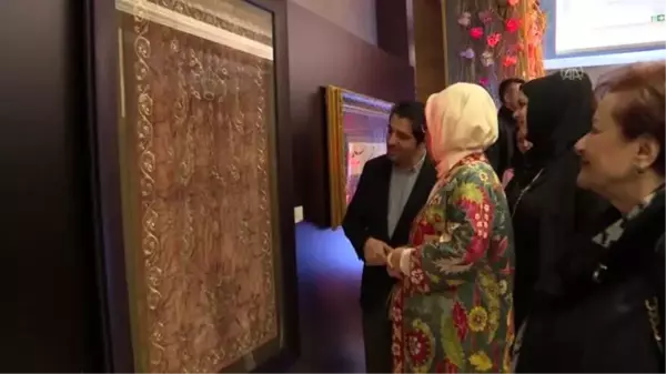 Emine Erdoğan, TOGEM-DER'in Cemre Çarşısı'nı gezdi