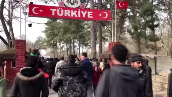 Dünya Kadınlar Günü'nde sığınmacı kadınlardan 