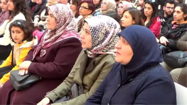 Park Afyon 8 Mart'ta milli teakwandocu Betül Çavdar'ı kadınlarla buluşturdu