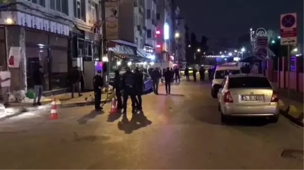 Kadıköy'de kavga: 2 yaralı