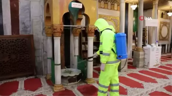 Hz. İbrahim Camii'de dezenfekte çalışmaları yapıldı