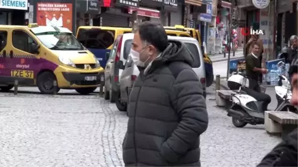 İstanbul'da berberlerde korona virüse karşı dezenfekte çalışması