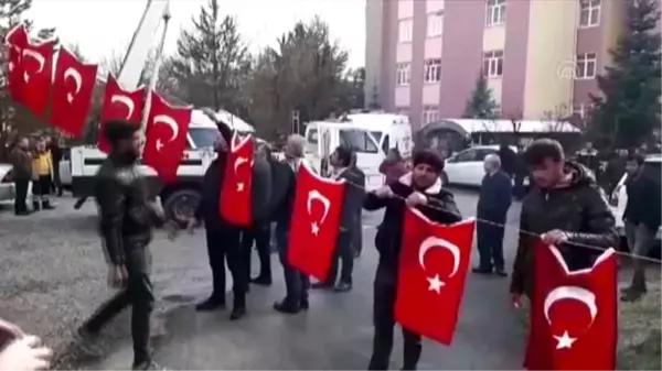 İdlib şehidi Uzman Onbaşı Oğuzhan Taş'ın ailesine acı haber verildi