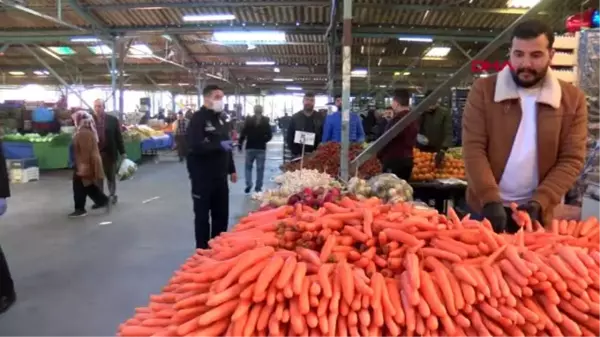 ANTALYA 'Seçmeden al' uygulamasında pazar esnafı anlayış bekliyor