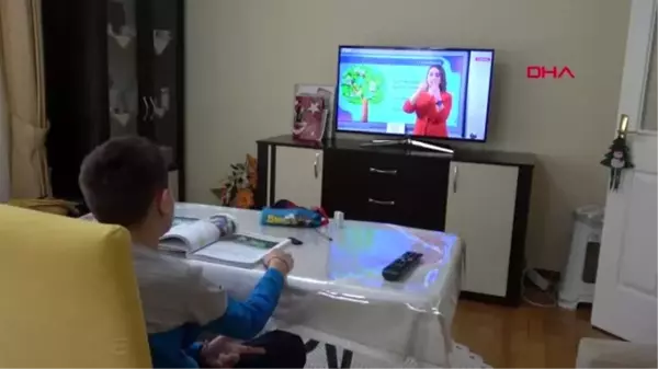 TEKİRDAĞ Öğrenciler uzaktan eğitime başladı DORUK, TV BAŞINDA