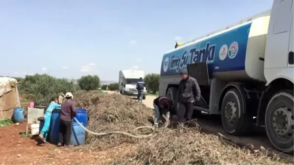 Afrin'deki Suriyelilere haftalık 100 ton su yardımı