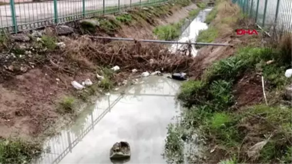 ADANA Kozan'da sulama kanalı çöplüğe döndü