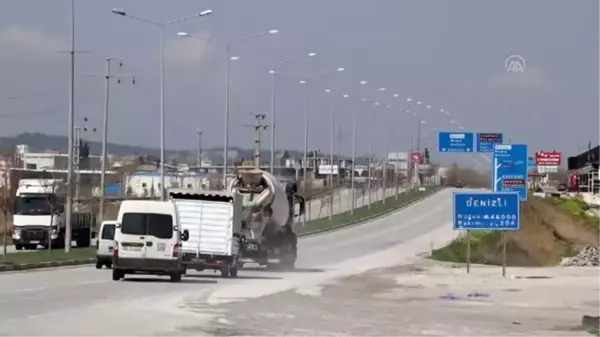 Denizli'de polis ve jandarma uygulama noktasında koronavirüs denetimi sıklaştırdı