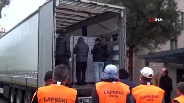 Lapseki'de 2 bin aileye yardım kolisi dağıtıldı