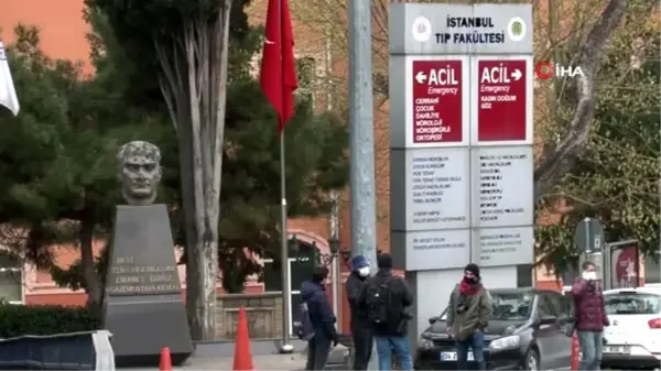 Prof. Dr. Cemil Taşcıoğlu'yu Çapa Tıp Fakültesi'nde andılar