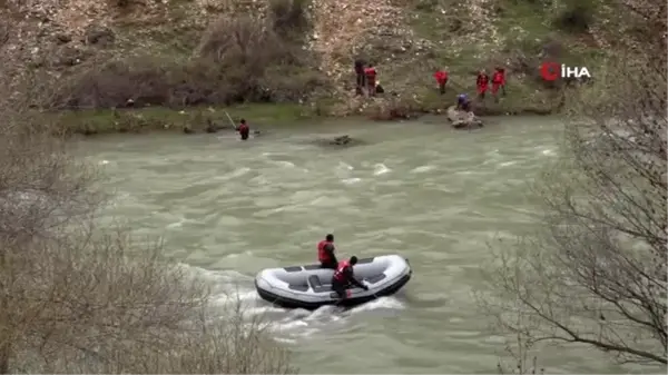 Kayıp Uzman Çavuş Güneş'i arama çalışmaları sürüyor