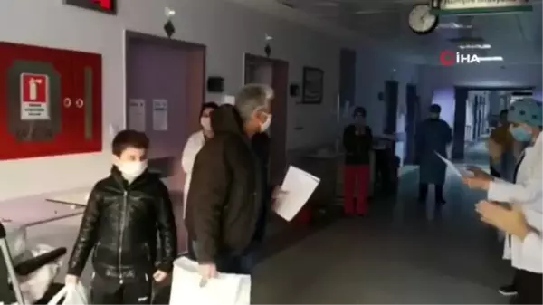 Tunceli'de Korona tedavisi gören dede ve torunu taburcu edildi